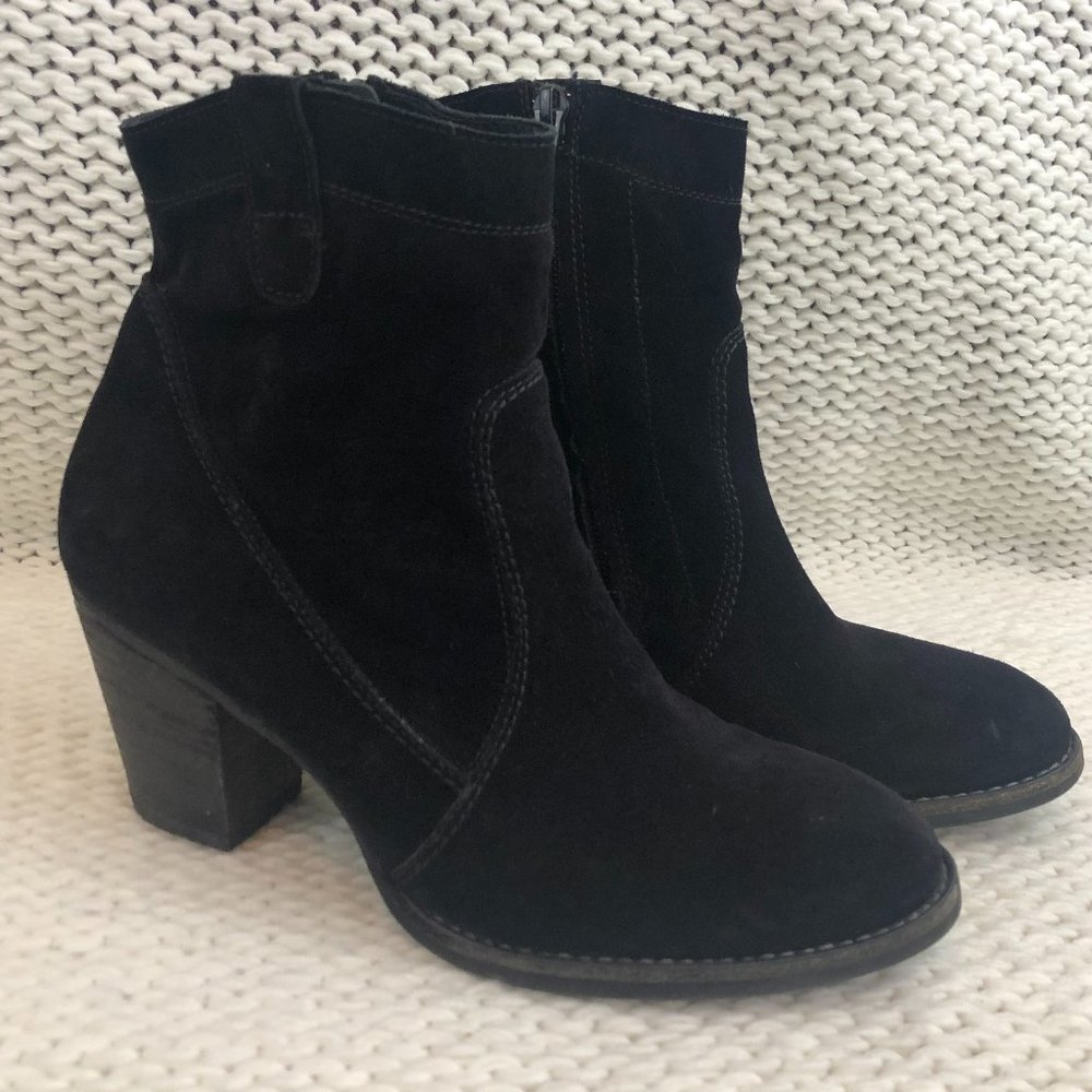 PAUL GREEN, sz 7, Black Suede Ankle Booties